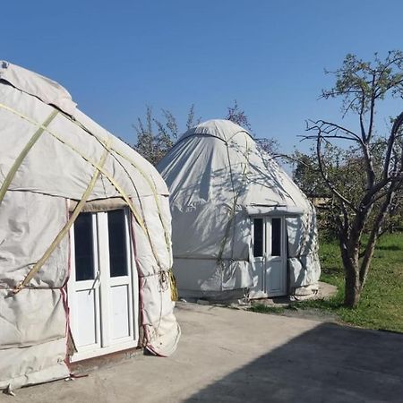 Yurt Stay In Downtown Каракол Экстерьер фото