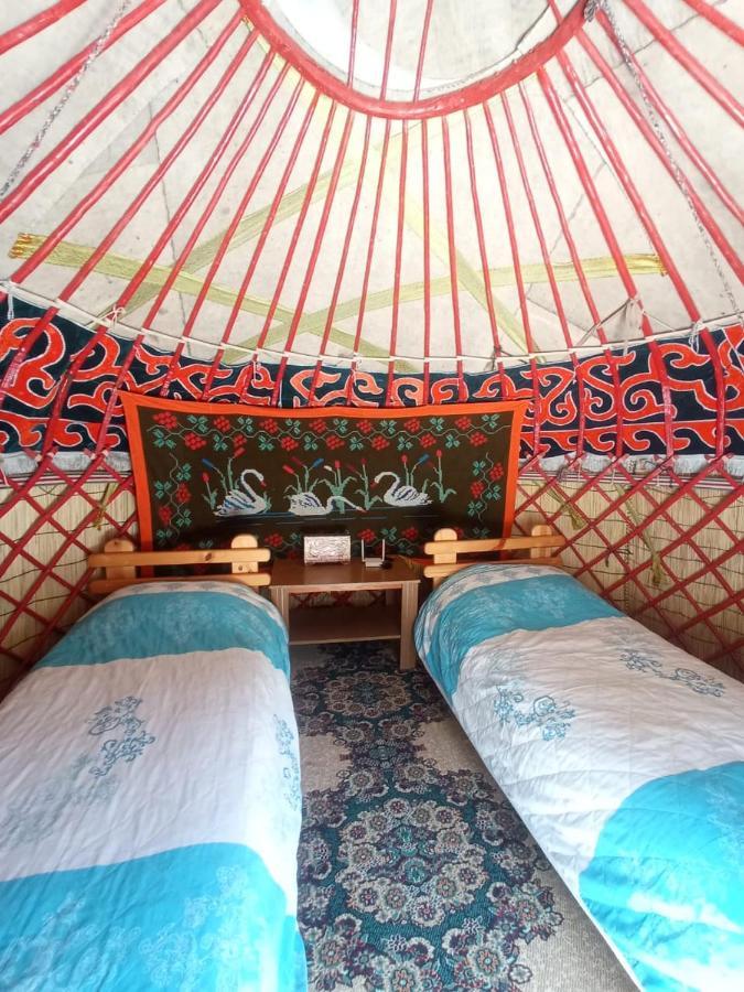 Yurt Stay In Downtown Каракол Экстерьер фото