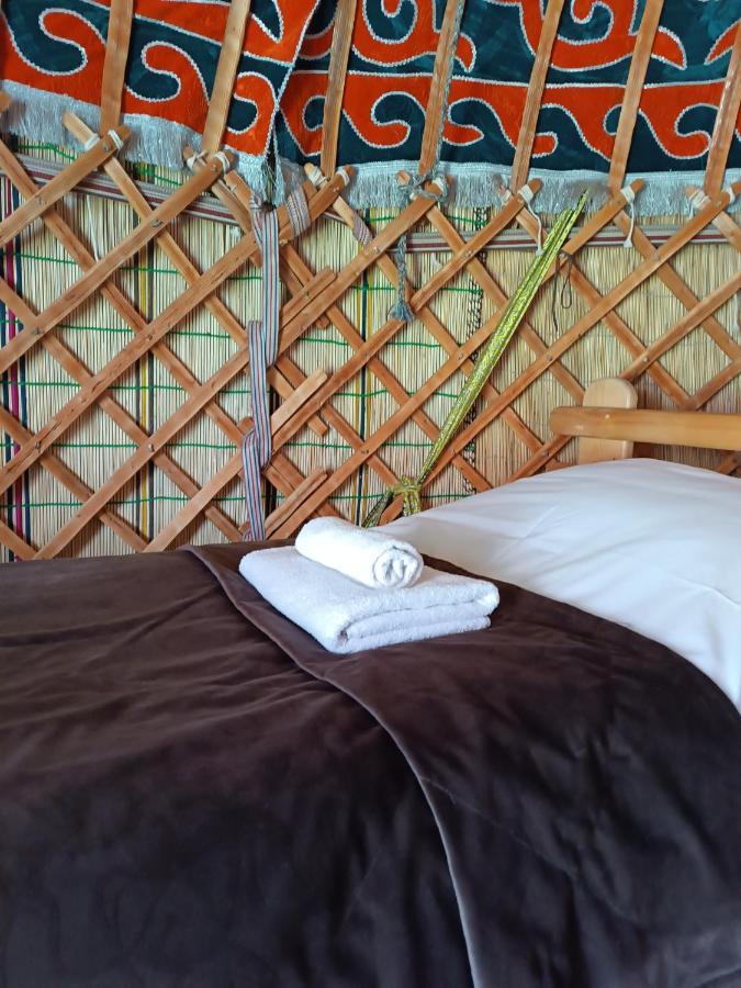 Yurt Stay In Downtown Каракол Номер фото